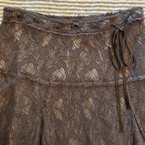 Kimchi Blue Lace A-Line Skirt in Charcoal - Picture 5 of 10